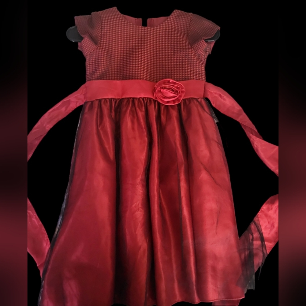 Sweet Pea & Lily, Red W/Black Lace, Size 6 Dress!